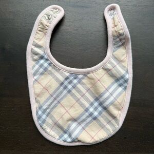 Burberry plaid bib
